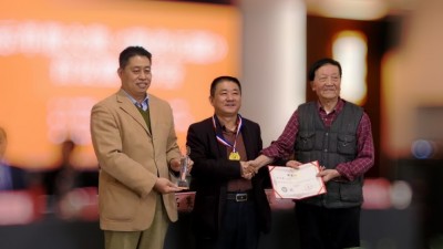 張富英榮獲第11屆人人文學(xué)獎最佳編輯獎，2022年度網(wǎng)絡(luò)文學(xué)獎頒發(fā)舉辦