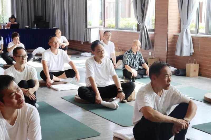 師點(diǎn)文化：認(rèn)識(shí)自己，做生命的主人