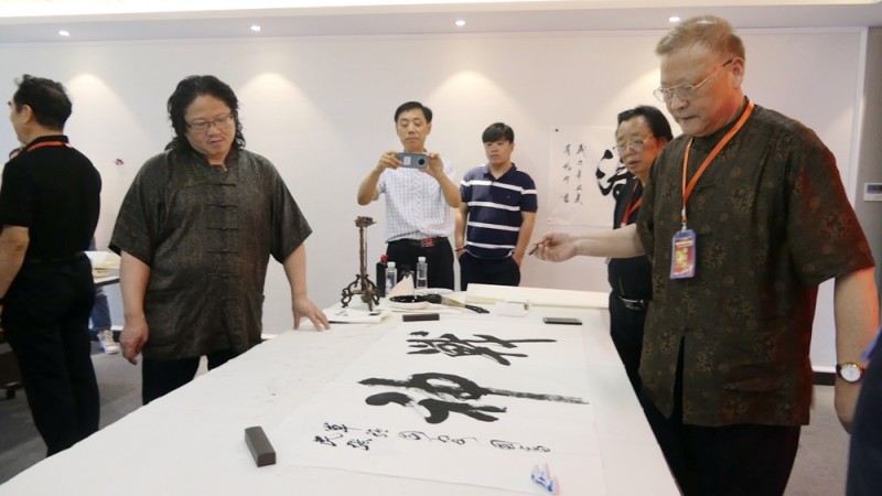 建黨百年將軍書(shū)畫(huà)展在上海舉行