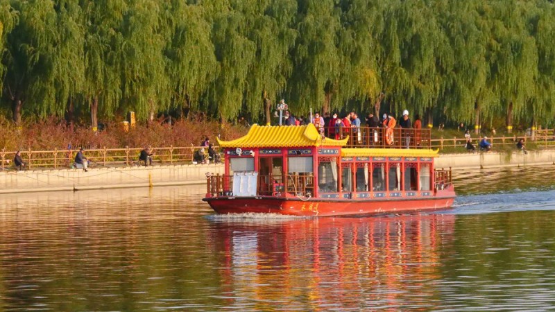 攝影：北京通州運河公園水上風(fēng)景及畫舫游船掠影
