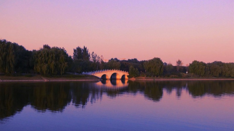 攝影：北京通州運河公園水上風(fēng)景及畫舫游船掠影